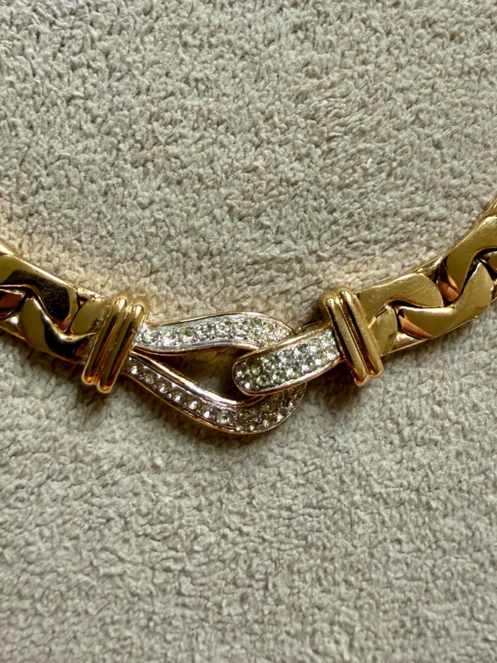 Vintage Style Gold Tone & Faux Crystal Statement Necklace 15.5” Elegant Link - Picture 2 of 7